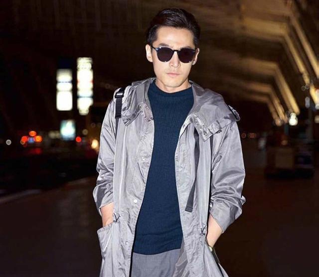 胡歌风衣_伪装者胡歌风衣