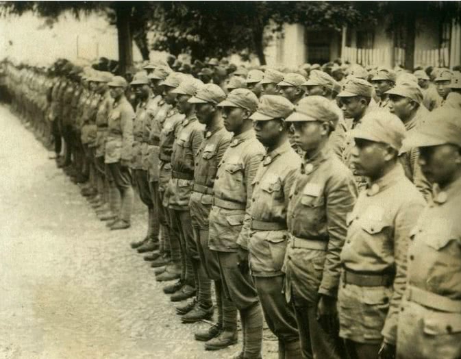 中国抗战伪军数量超过侵略者达到300万,没想到