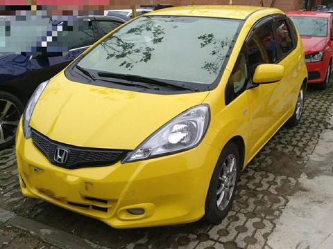 4年只贬值了2万，在AO级别的车子里仅此一家！