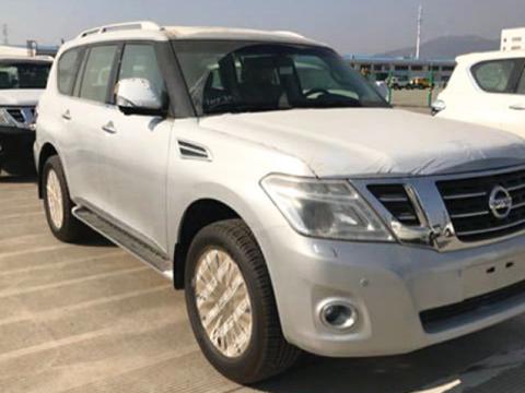 中东版尼桑途乐4.0八气囊铂金版和中贵4S店的区别？