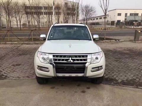 17款中东版帕杰罗V97低价优惠曝光先到先得