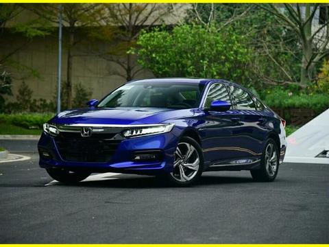 本田太坑了！看了国内版十代雅阁的动力配置，我决定去买凯美瑞