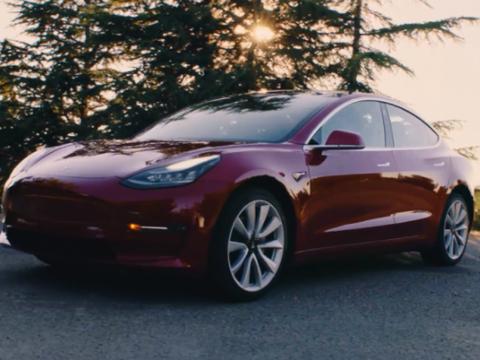 Siri登陆特斯拉Model 3，不过能力有限