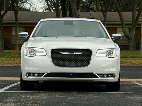 这才是豪车之王!比奔驰E大,只卖30万出头,网友：起码值200万