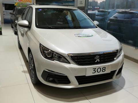 标致308，标致里最具性价比的一台车，车好且实用性高还不算太