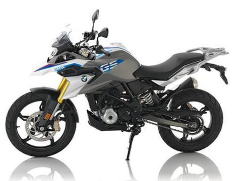 5万多是买宝骏510，还是买宝马G310GS？