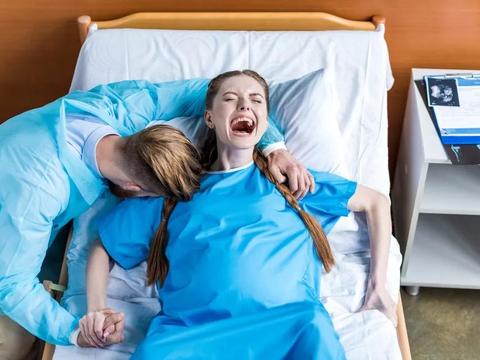 丈夫拒绝让产妇使用麻醉，只因担心会影响宝宝发育！而麻醉真相是