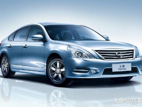 B级车最大的黑马, 比凯美瑞漂亮十倍, 售17万, 刚上市就爆卖