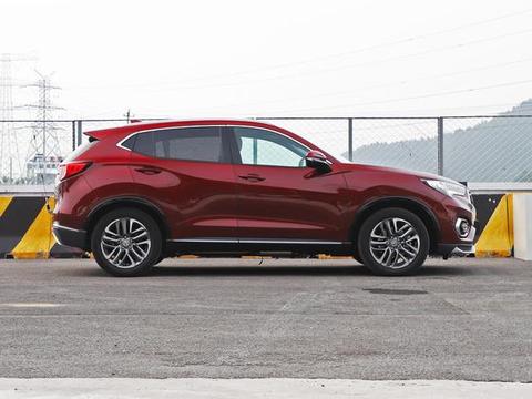 持家又爱面子的人都选它，裸车23万，比Q3大一圈，十年不怕修