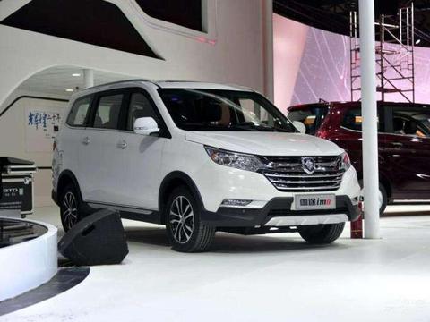 国产又出亲民MPV, 配10.1寸超大屏幕, 卖6万舒适度堪比奥德赛