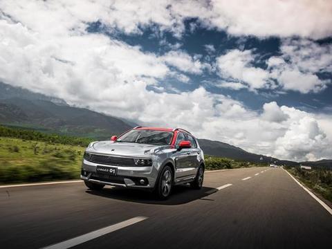 十万级家用轿车，强烈推荐这4款，外观时尚空间大还“省油”