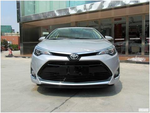 卡罗拉劲敌又降3万，比凯美瑞漂亮，低油耗仅10万，还买啥捷达