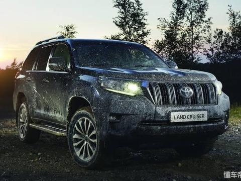 2018款丰田普拉多4000中东版，还是全时四驱4.0L动力！