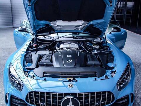 超跑壁纸系列，奔驰AMG GTR 这蓝色太美了！