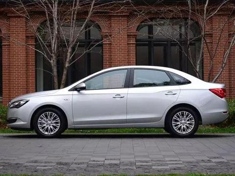 还买啥思域卡罗拉，合资车终于忍不住再降价30000，仅8万还要朗逸