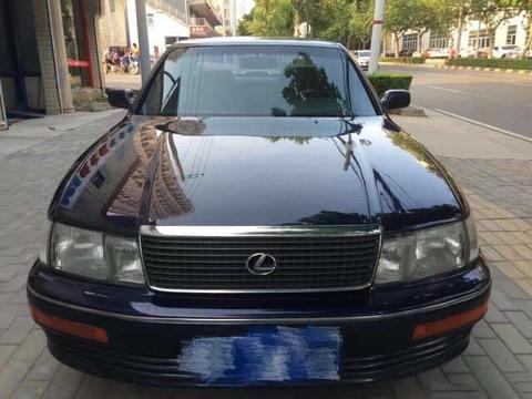 两万买雷克萨斯LS400不输奢华虎头奔，二十年功能照旧很好！