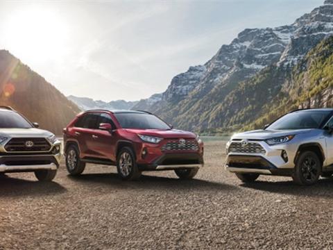 全新RAV4有三种前脸造型，网友表示都不好看，你喜欢哪个