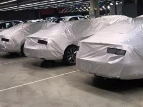 大众工厂出现大量隐秘新车，传说中的26万轿跑要来了？