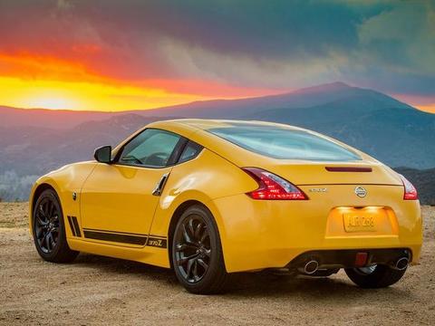 跑车都有哪些款式 67d1-fzrwiay8637089.jpg