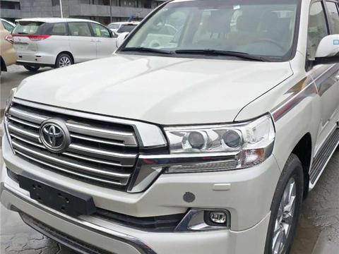 18款中东版丰田兰德酷路泽4600 稀少现车五一处理价