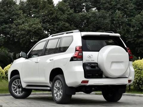 最新款的2018款普拉多，变速箱6AT，售价46.68-63.68万！