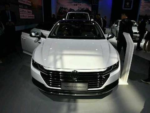 全新旗舰轿跑才买20万，奥迪见了都嫉妒