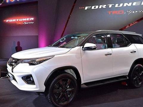 在越野性能上不输普拉多，它就是纯进口的丰田Fortuner