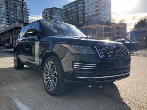 18款加版5.0创世加长加版方正硬朗的车身造型