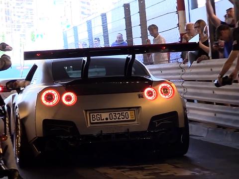 爆改GTR现身街头，看到思域是不怕了，但碰到交警秒怂