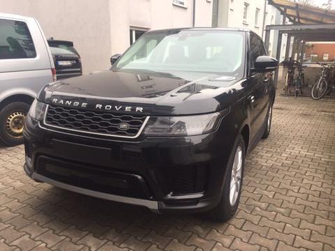 18款路虎揽运3.0S柴油欧规采用了全新的四幅方向盘设计