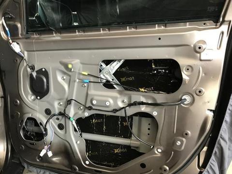 享受静谧空间 三菱欧蓝德全车大麦隔音