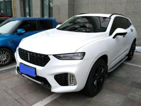 花19.8万元买辆WEY VV7，车主坦言开在路上根本找不到竞争对手