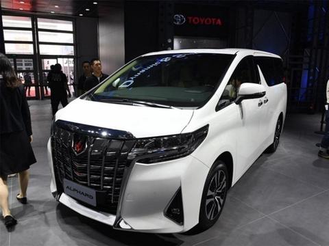 碾压日产和奔驰，国内首秀恐要加价20万，有人说还不如买辆S