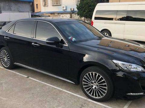 上市就降3万, 这车和奥迪A6同级, 仅23万2.0T, 销量被奥迪A4秒杀