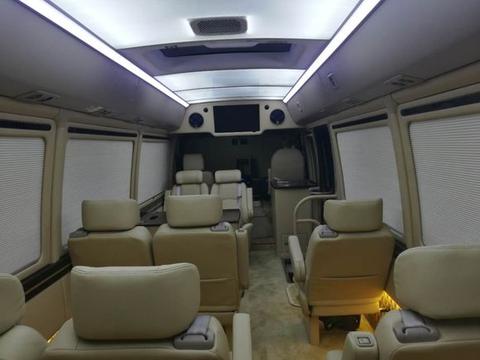 成都考斯特改装价格 四川考斯特4.0多少钱