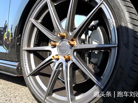 赛道上来了一台高尔夫，懂车网友看后：这车不输保时捷911