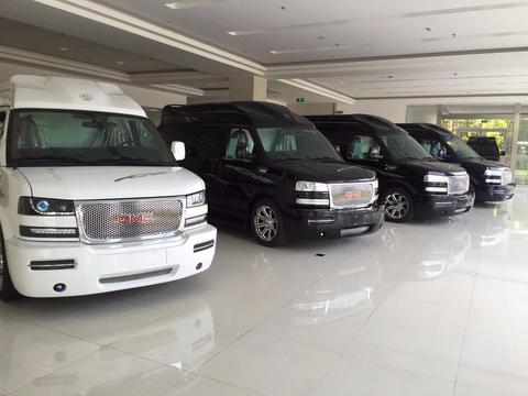 豪华商务房车GMC商务之星PK奔驰斯宾特