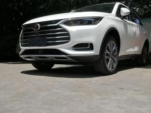 比亚迪唐燃油版多图实拍，最具性价比大型SUV，要让汉兰达难堪