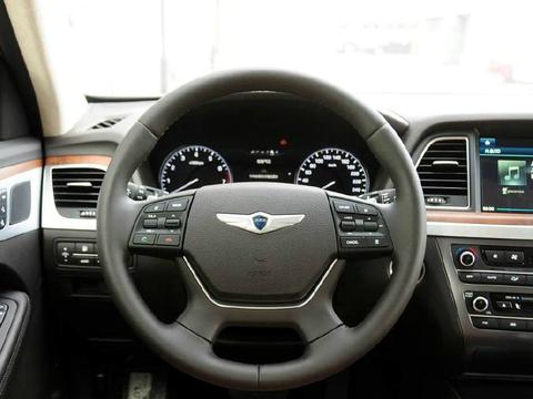 现代神车强势来袭，新车比凯美瑞都靓，雅阁看都羡慕，仅15万