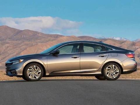 本田怒了，全新B级车仅售18万，别说凯美瑞，连迈腾都坐不住了