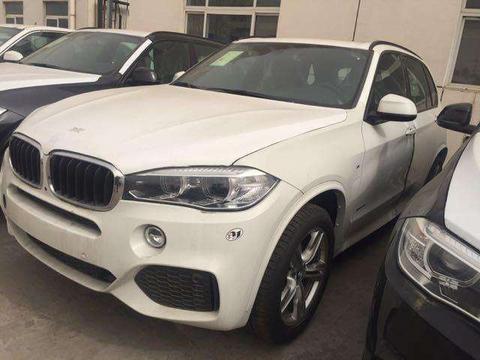 18款中东宝马X5优秀外观 整车造型更加饱满 动感