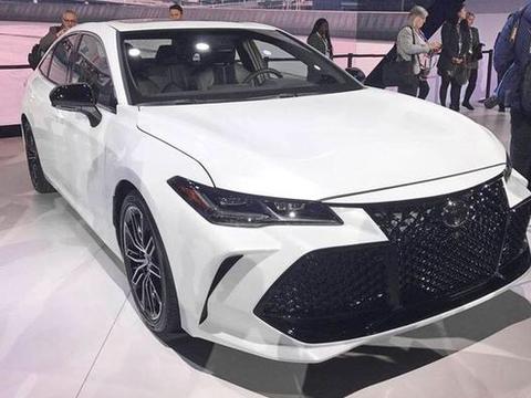 终于来了，比E级更漂亮，2.0T+8AT卖23万，奔驰奥迪再也别想卖