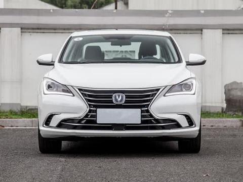 帝豪靠边站！这车颜值帅哭思域，低油耗不足7万