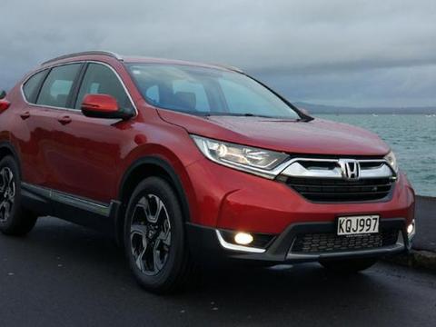 2018本田CR-V，注重实用性舒适性，配与思域相似的1.5T发动机