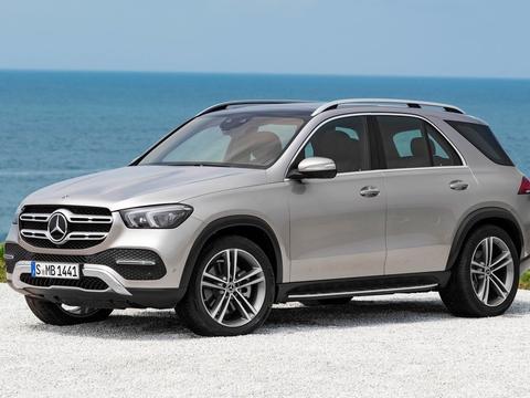 奔驰的设计师离职了？这款车型的设计宝马奥迪看了笑晕在厕所