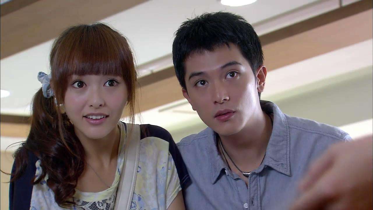 杨丞琳当面恭喜邱泽得奖 邱泽和唐嫣啥时能上演世纪大和解?