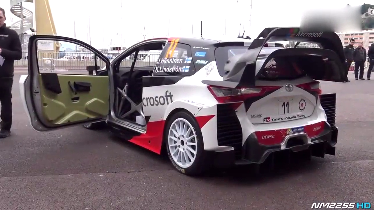 职业WRC赛车开上大街可不是一般的吸引眼球！这声浪喜欢！