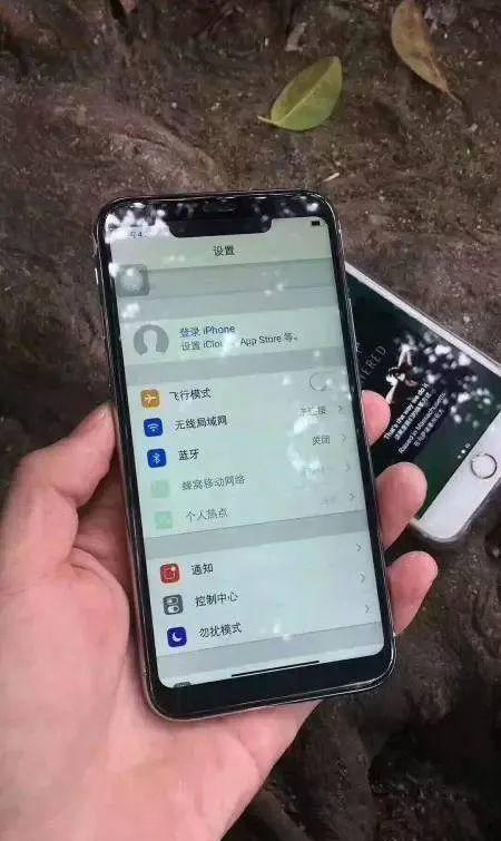 华强北走起! 如何用800元实现手握iphone x的装逼梦?
