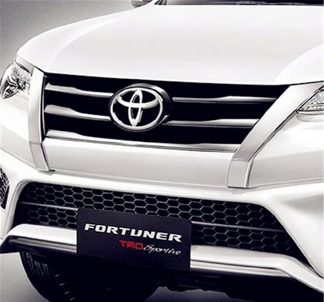 丰田放出大招，新车接替汉兰达纯进口仅24万，外观比普拉多更耐看