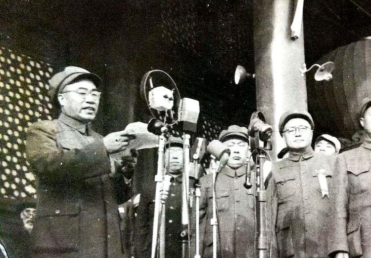 珍贵老照片:1949年国庆,再现历史时刻
